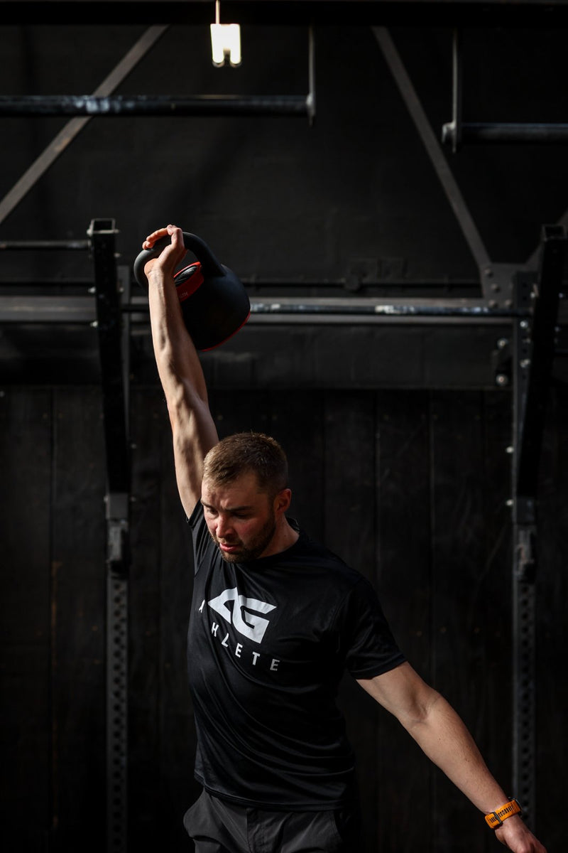 Plan de entrenamiento con kettlebell: cómo ganar fuerza y potencia en casa